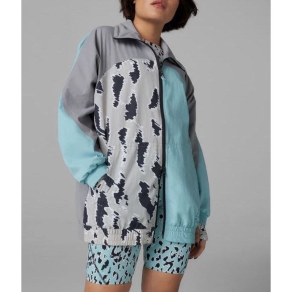 ADIDAS BY STELLA MCCARTNEY ANIMAL PRINT TRACK TOP  SIZE XSMALL‎ Onix Splash
